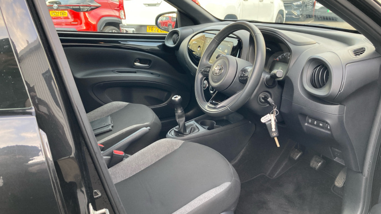 Toyota Aygo X 1.0 VVT-i Pure 5dr Petrol Hatchback